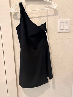 Timing Black One-Shoulder Cocktail Dress